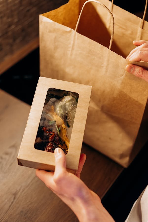 Les meilleures adresses pour une livraison de repas à Avignon